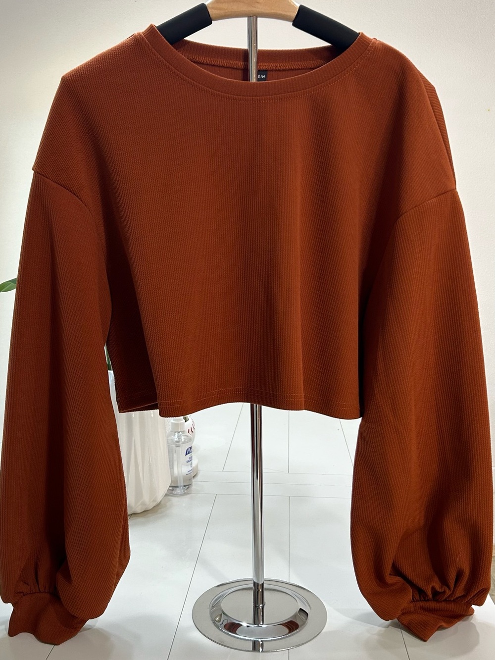 SHEIN Cropped Balloon-Sleeve Top in Rust